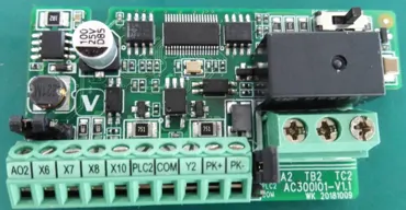 AC300IO1, Ein-/Ausgangs- Karte zu AC310
